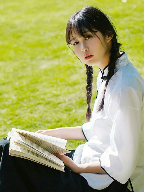 意甲赛季中期战术板调整对胜率的关键作用,意甲新赛季比赛用球