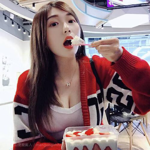 “简阳文体中心：羽毛球赛场成全球高手竞技之地”