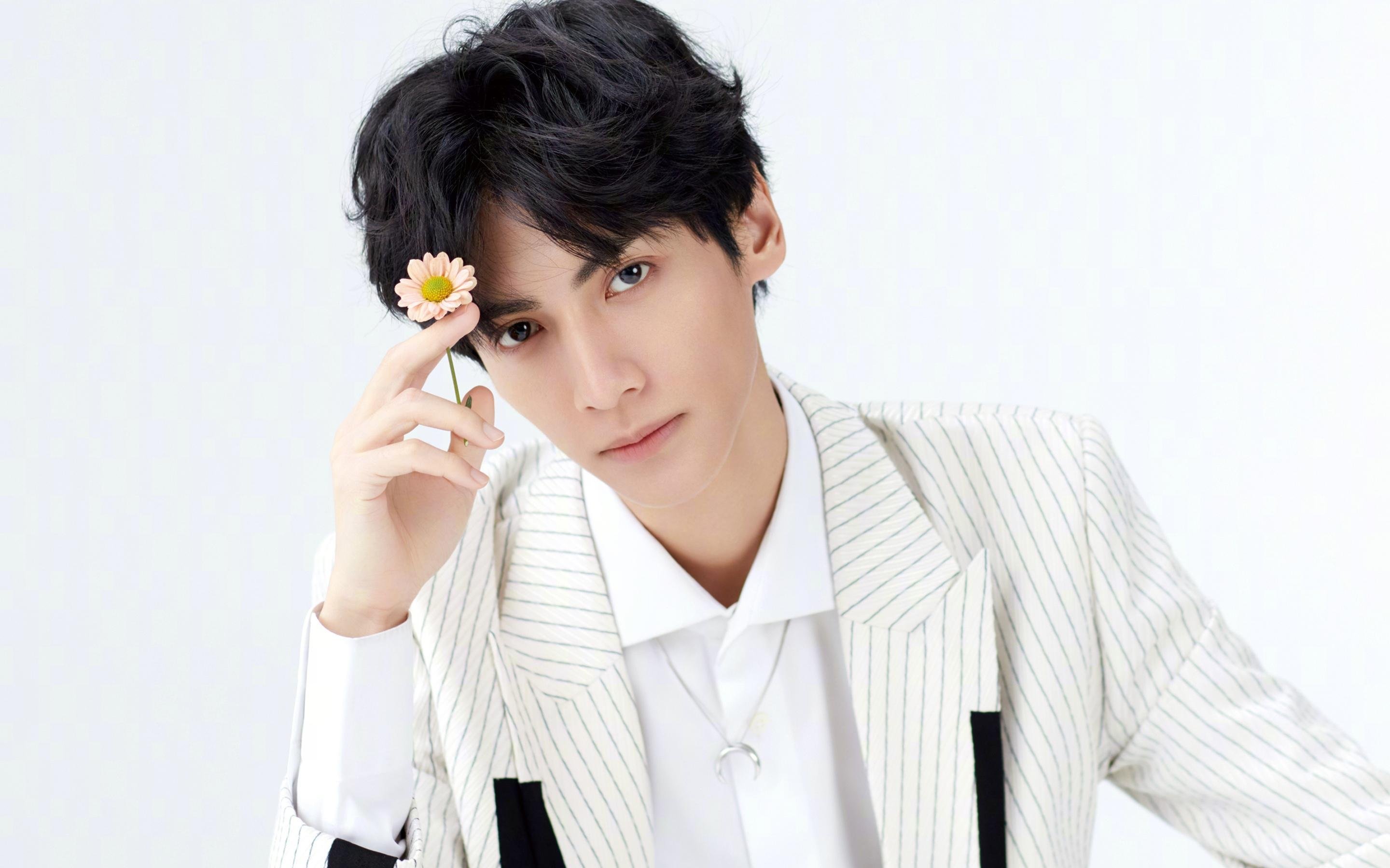 AC米兰-德甲攻防大比拼：速度与力量的完美结合，德甲速度最快现役球员